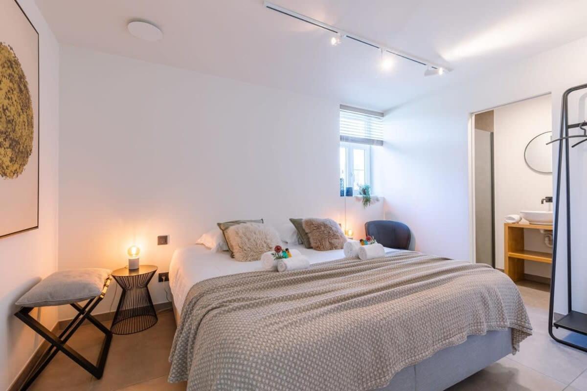 Huswell - Quick - Lovely Double Room At Ranch De Blauwe Zaal Brujas Exterior foto